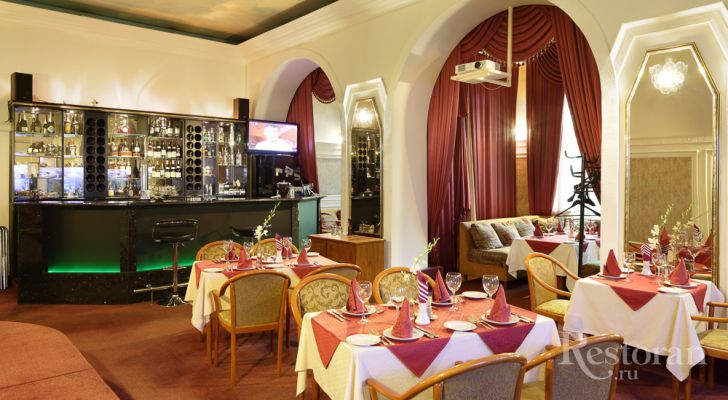 restaurant  Royal Zenit