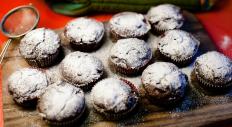 Lent muffins with cherry