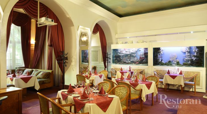 restaurant  Royal Zenit