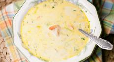 Cheese soup with shrimps